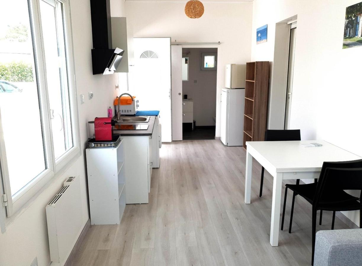 Beau Logement Avec Terrasse, Jacuzzi Et Terrain De Petanque Privatif A 5 Minutes De La Plage Audenge Buitenkant foto